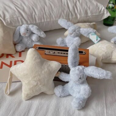  Shy Blue Star Bunny Music Box Plush Toy, Baby Crib Mobile, Soft Lullaby Toy