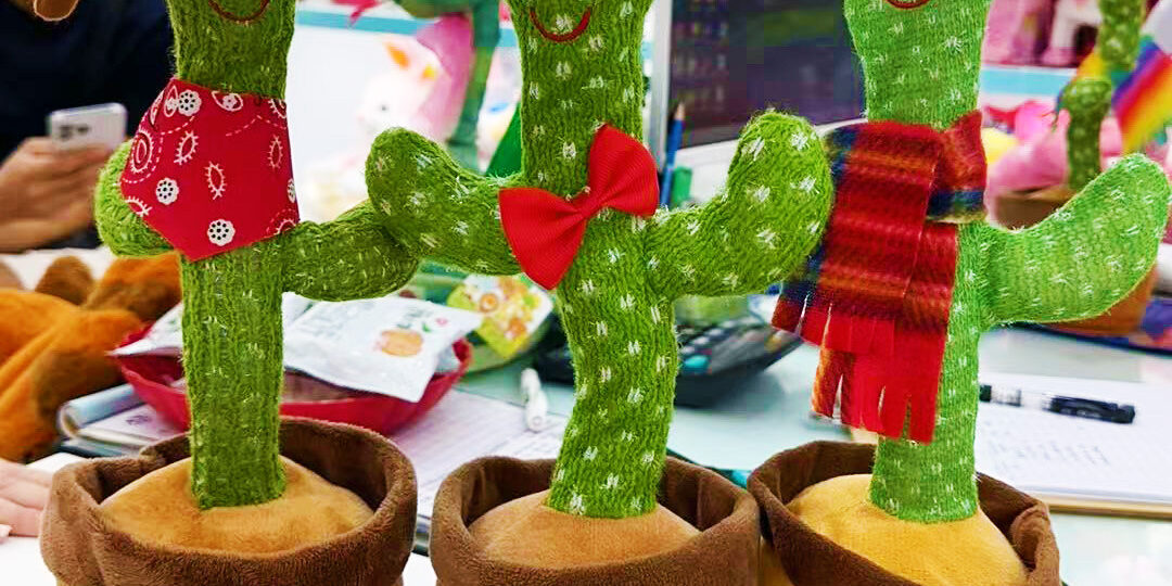 Talking Dancing Cactus Plush Toy, Singing, Light-Up Interactive Toy for Kids