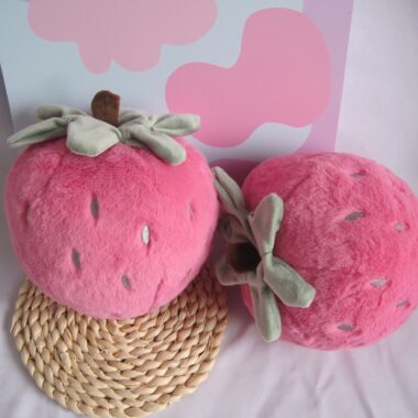 Wholesale 8-Inch Strawberry Plush Doll, Soft Fruit Plush Toy, Wedding Toss Gifts