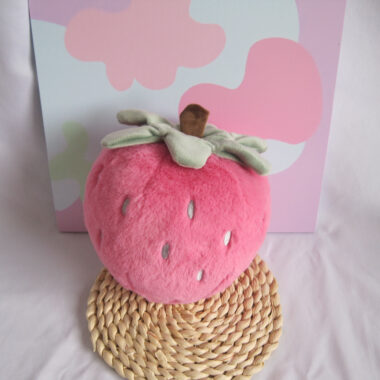 Wholesale 8-Inch Strawberry Plush Doll, Soft Fruit Plush Toy, Wedding Toss Gifts